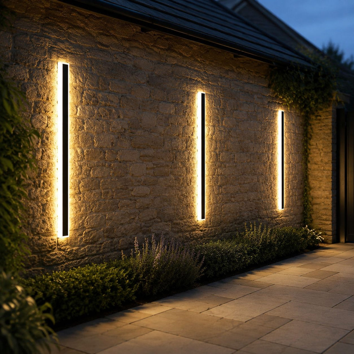 AquaGlow | Stylish Weather-Resistant Outdoor Wall Lantern Light