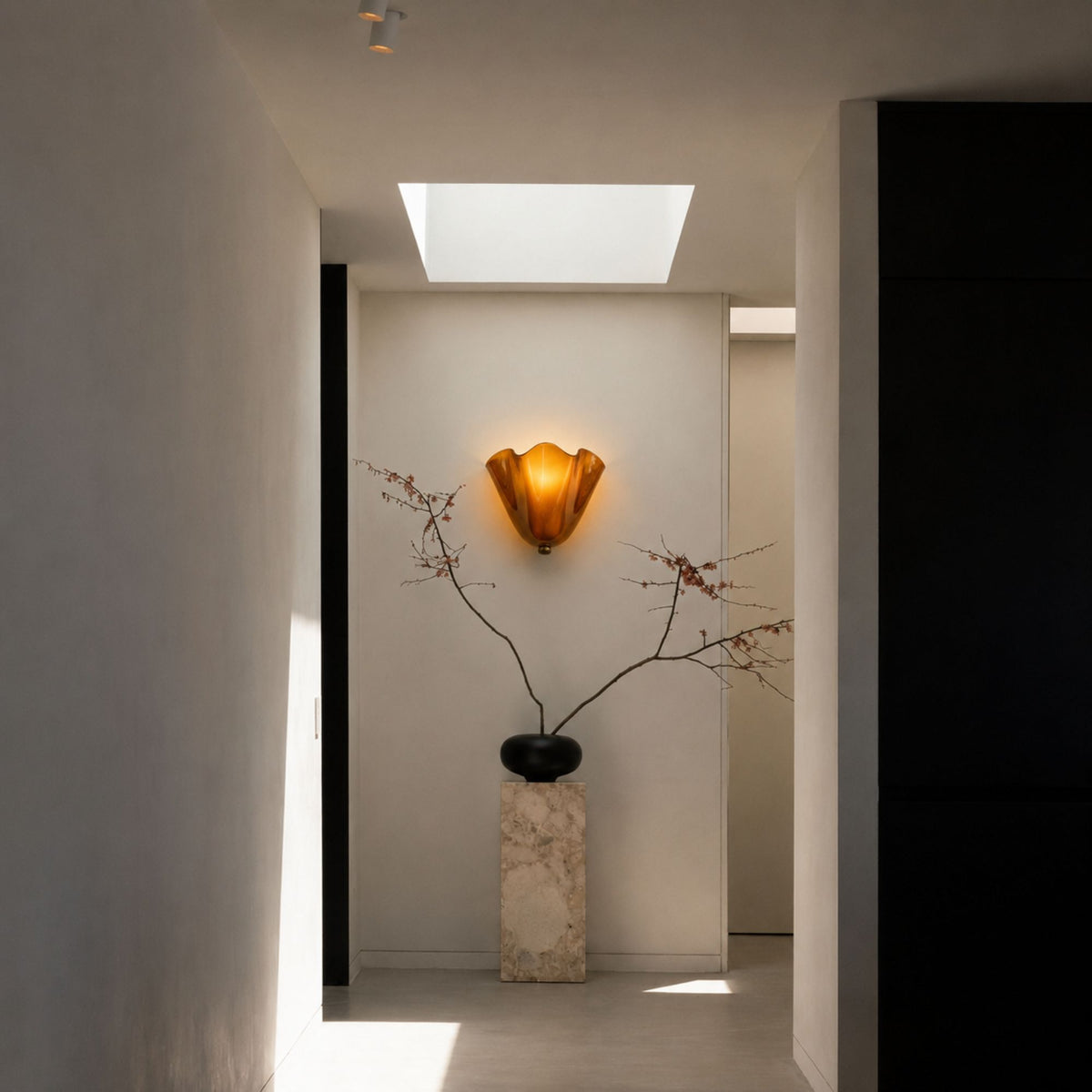 LuminaraShell | Elegant Vintage Stained Glass Wall Sconce Light