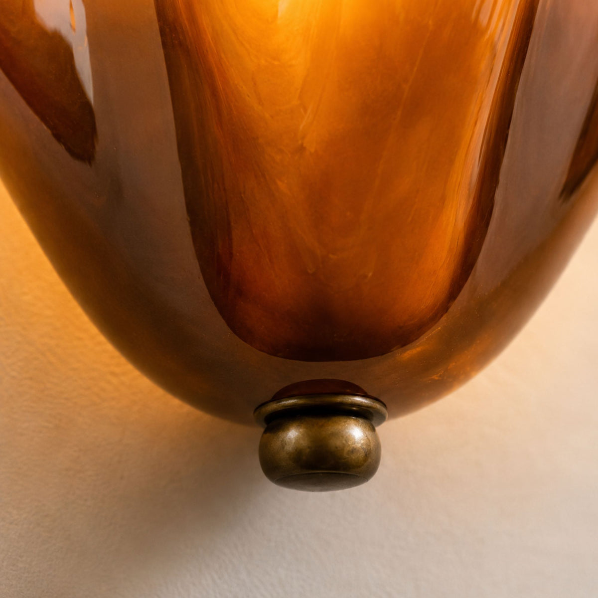LuminaraShell | Elegant Vintage Stained Glass Wall Sconce Light