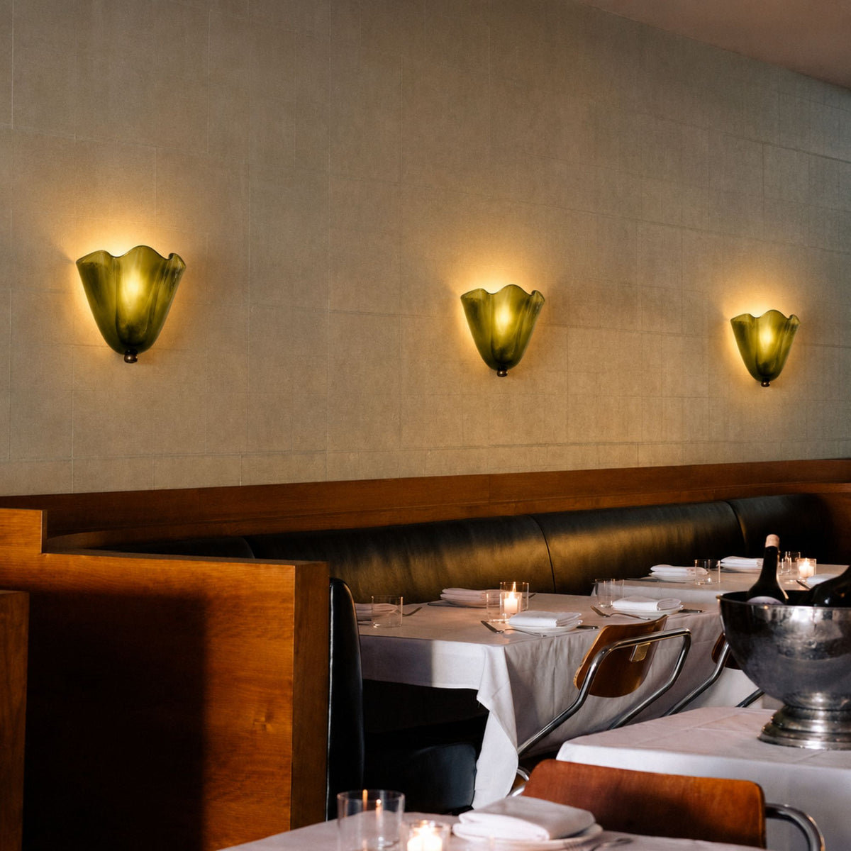 LuminaraShell | Elegant Vintage Stained Glass Wall Sconce Light