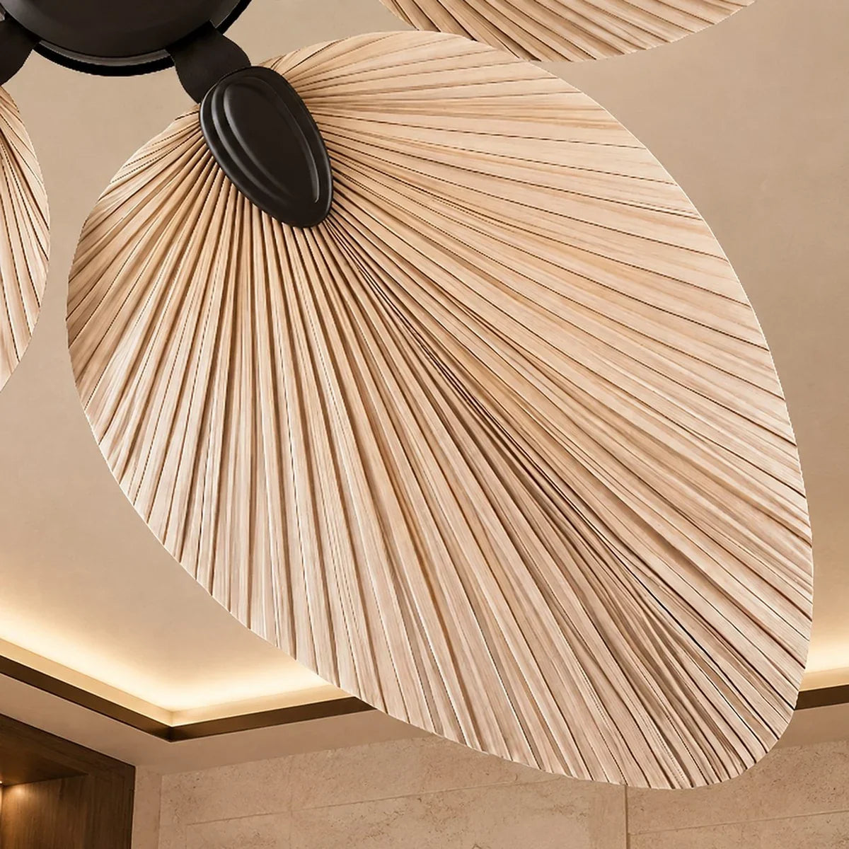 PalmaLeaf | Stylish Quiet Ceiling Fan with Lights and Remote Control