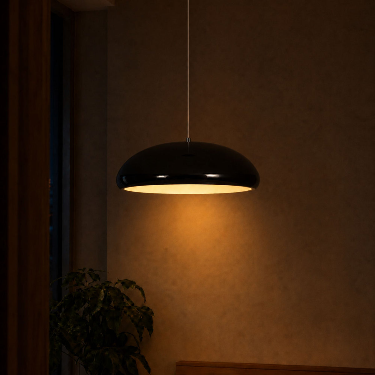 LiraLight | Stylish Modern Black Pendant Lighting for Home Decor
