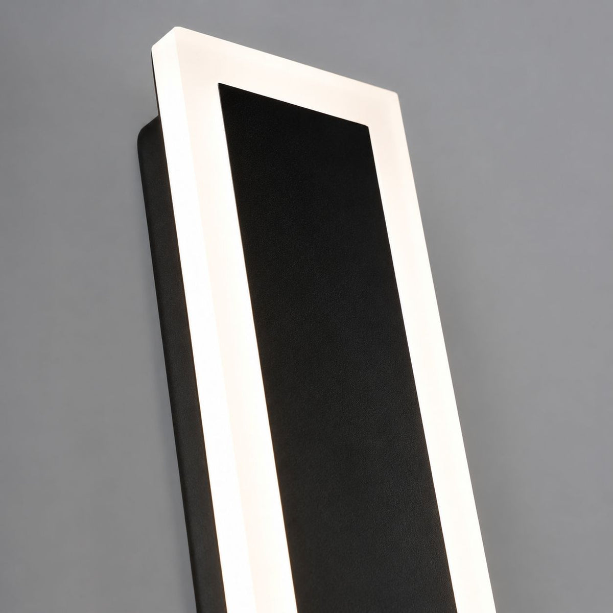 AquaGlow | Stylish Weather-Resistant Outdoor Wall Lantern Light