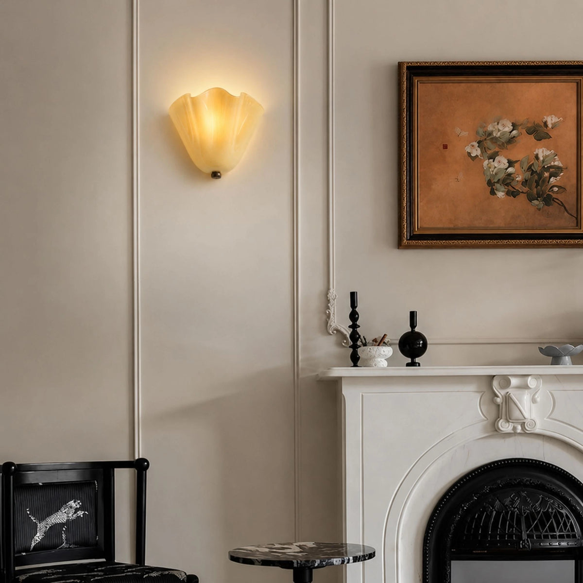 LuminaraShell | Elegant Vintage Stained Glass Wall Sconce Light