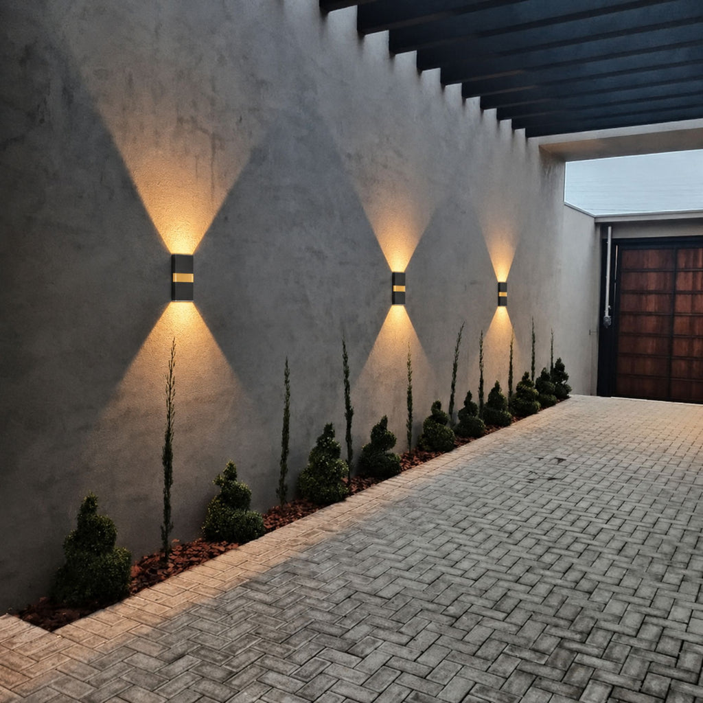 DeneLight | Modern Elegant Outdoor Wall Sconce with Dual-Directional Illumination
