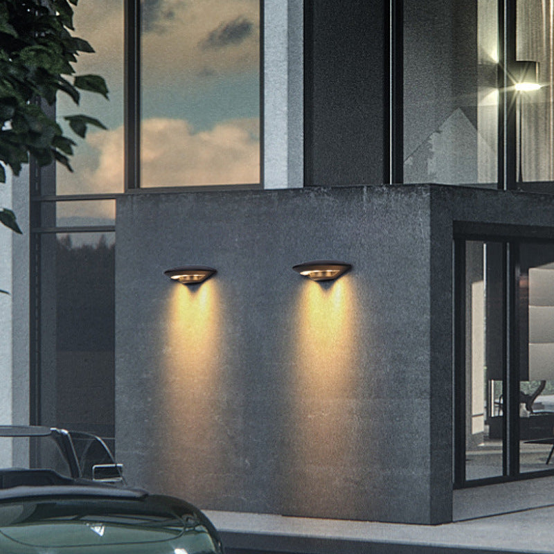 CelestialGlow | Elegant Durable Metal Outdoor Wall Lamp 7