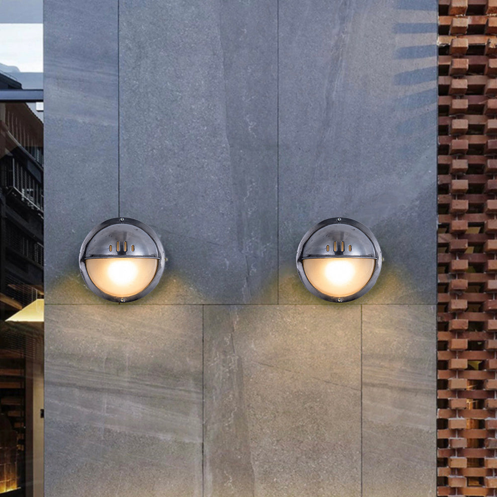 Geometra | Elegant Contemporary Outdoor Wall Lamp with Glass Accents 9