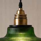 Green-Neutral Light