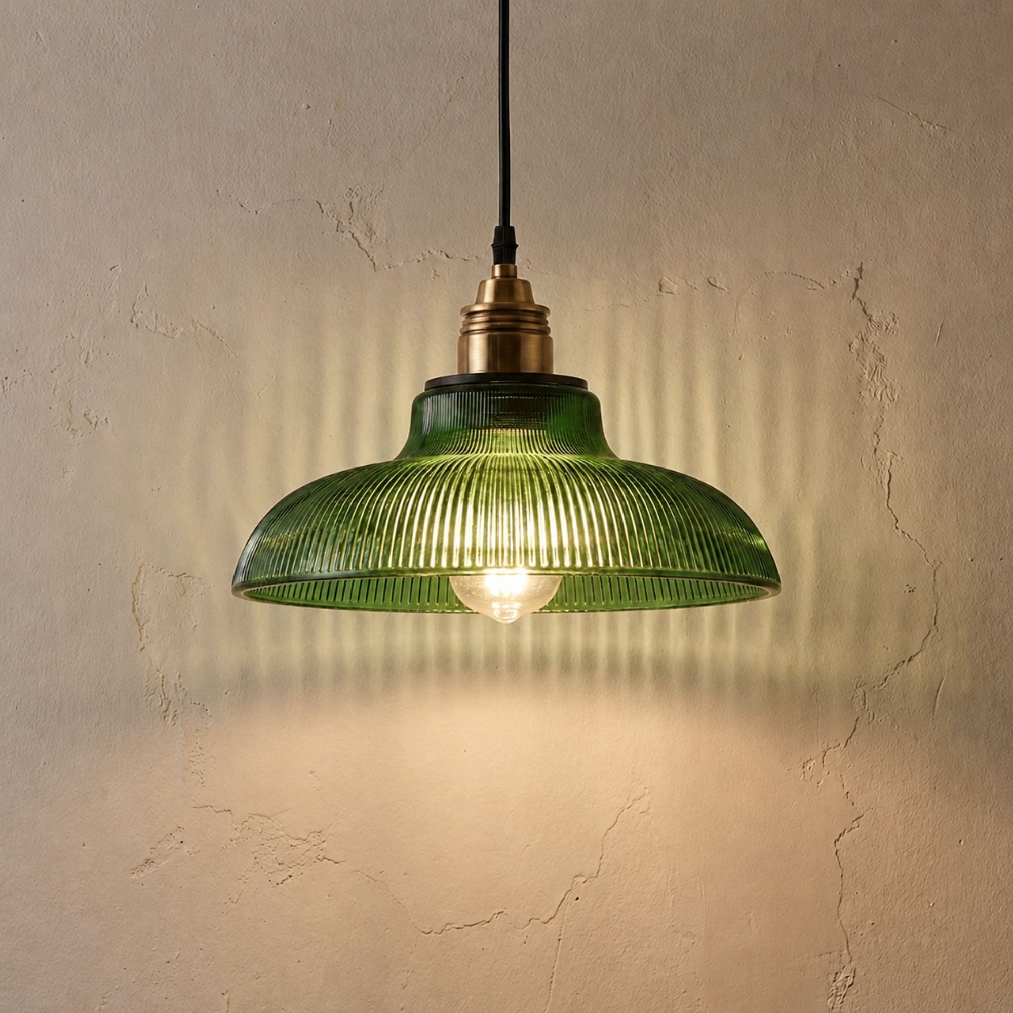 Green-Warm Light