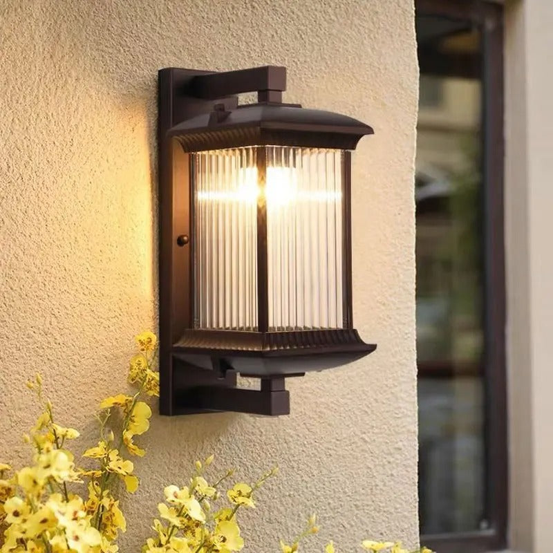 IlyxGlass | Elegant Weather-Resistant Outdoor Wall Sconce Fixture 2