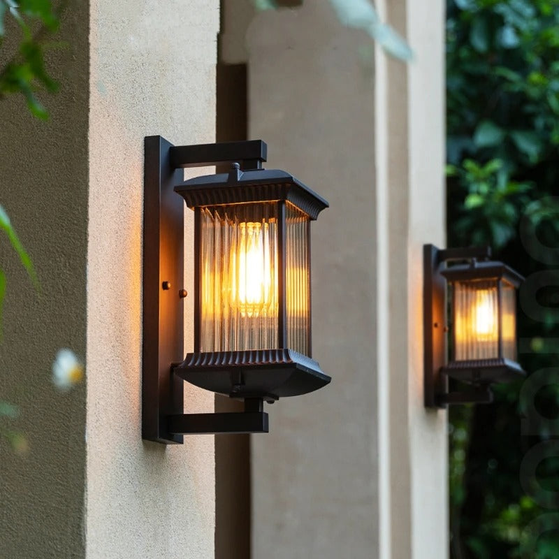 IlyxGlass | Elegant Weather-Resistant Outdoor Wall Sconce Fixture 4