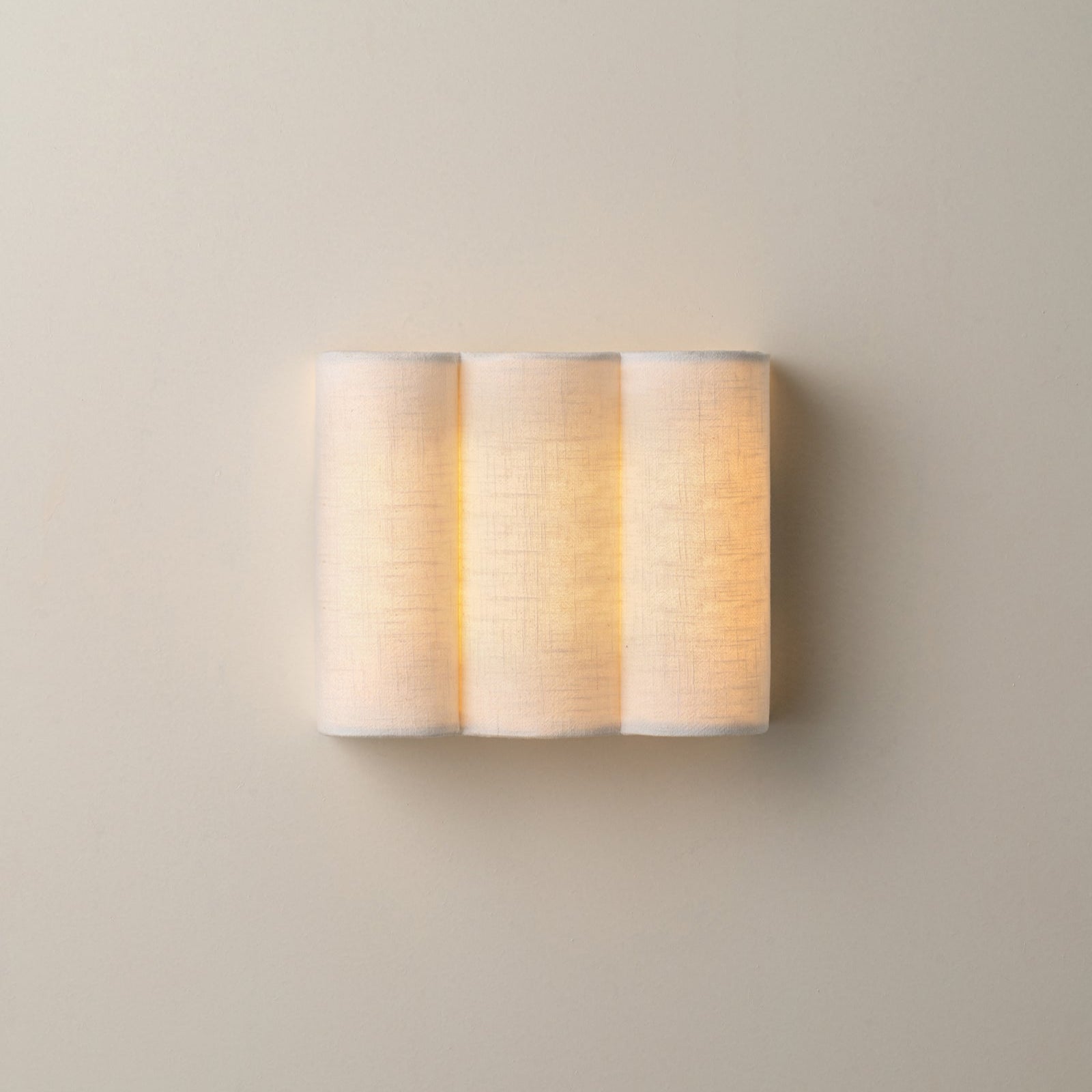 LinenWave | Elegant Natural Linen Wall Sconce Light Fixture 2
