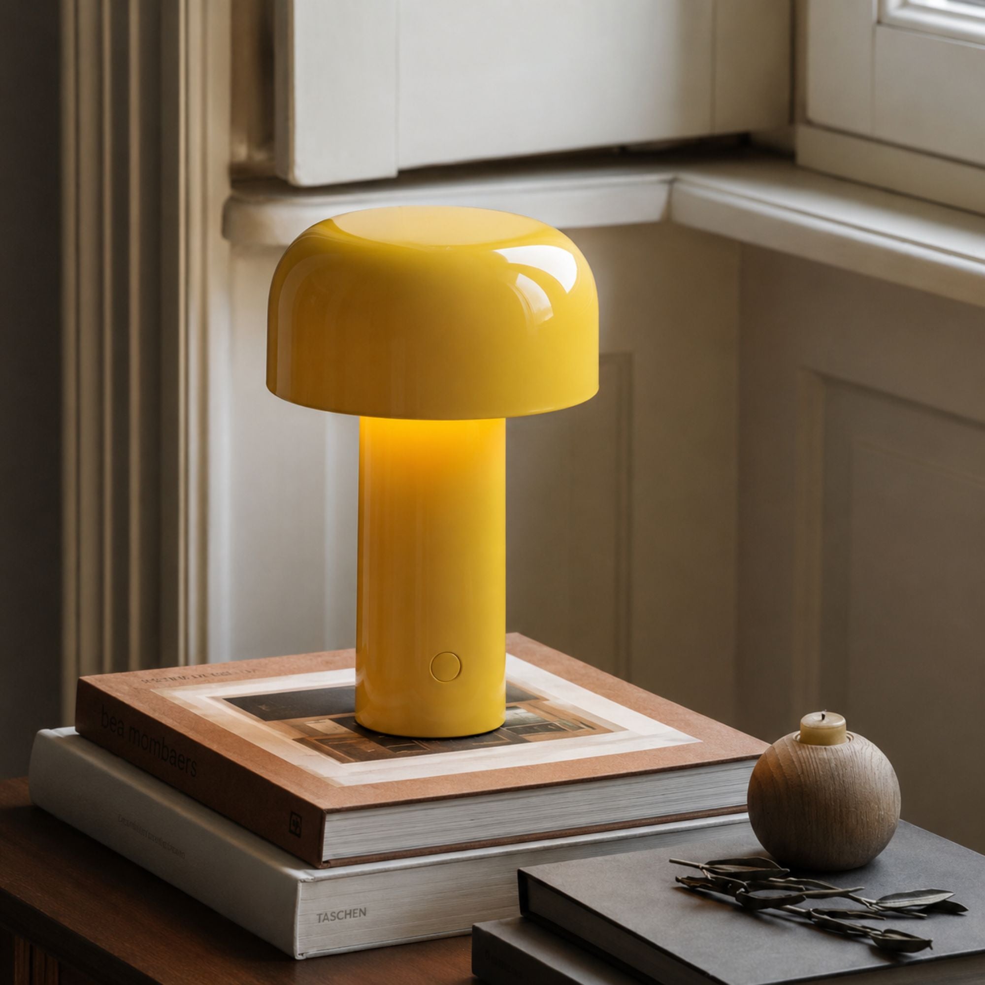 LuminaraGlow___Stylish_Cordless_Battery_Operated_Table_Lamp_with_Dimming_2_c099ae01-e2c0-4871-a662-f46655253eda