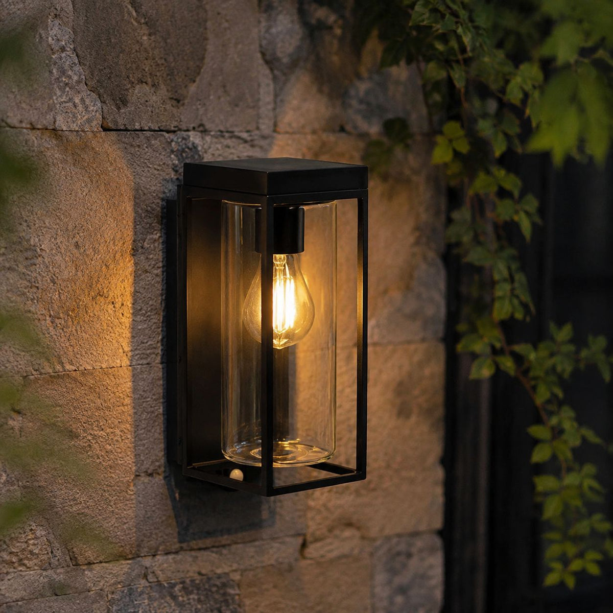 Luminara | Modern Elegant Solar Outdoor Wall Light Fixture