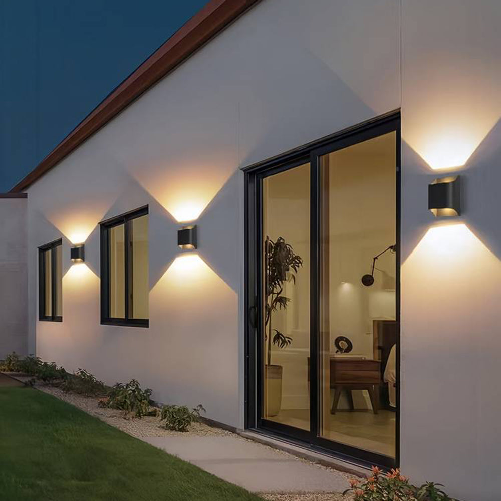 Luminara | Elegant Durable Metal Solar Outdoor Wall Lamp 3