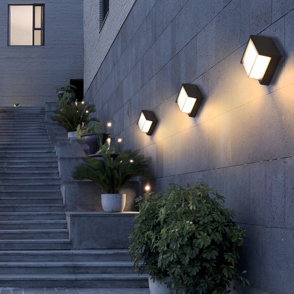 Luminara | Modern Sleek Outdoor Wall Lamp for Stylish Exterior Illumination 5