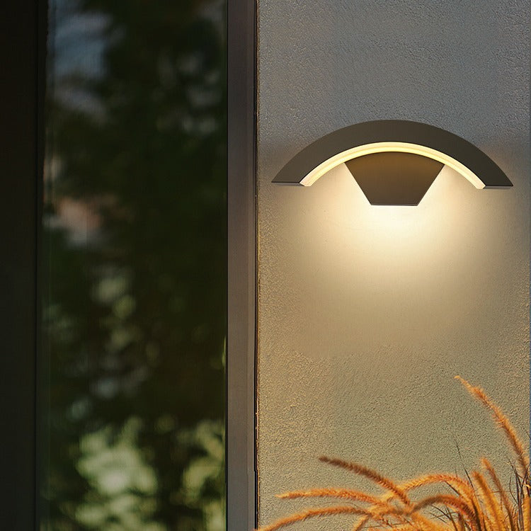 Luminara | Modern Waterproof Outdoor Wall Light Sconce for Gardens 1