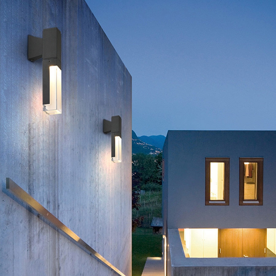 Luminex | Stylish Versatile Rectangular Outdoor Wall Lamp 8