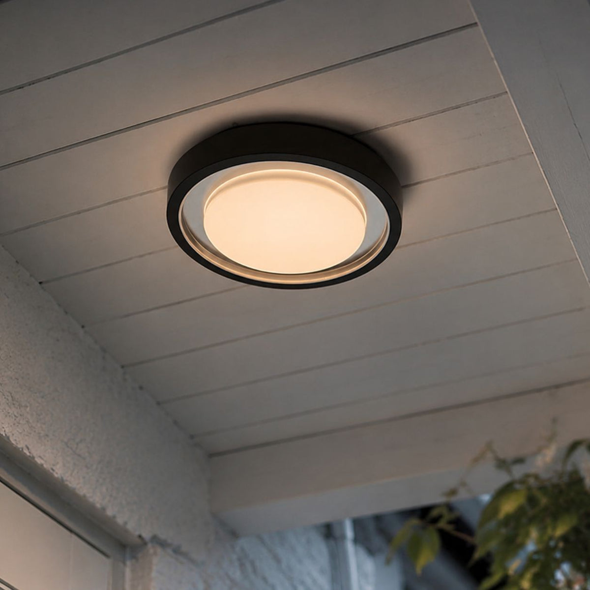 Lumosphere | Elegant Modern Metal Outdoor Wall Lamp