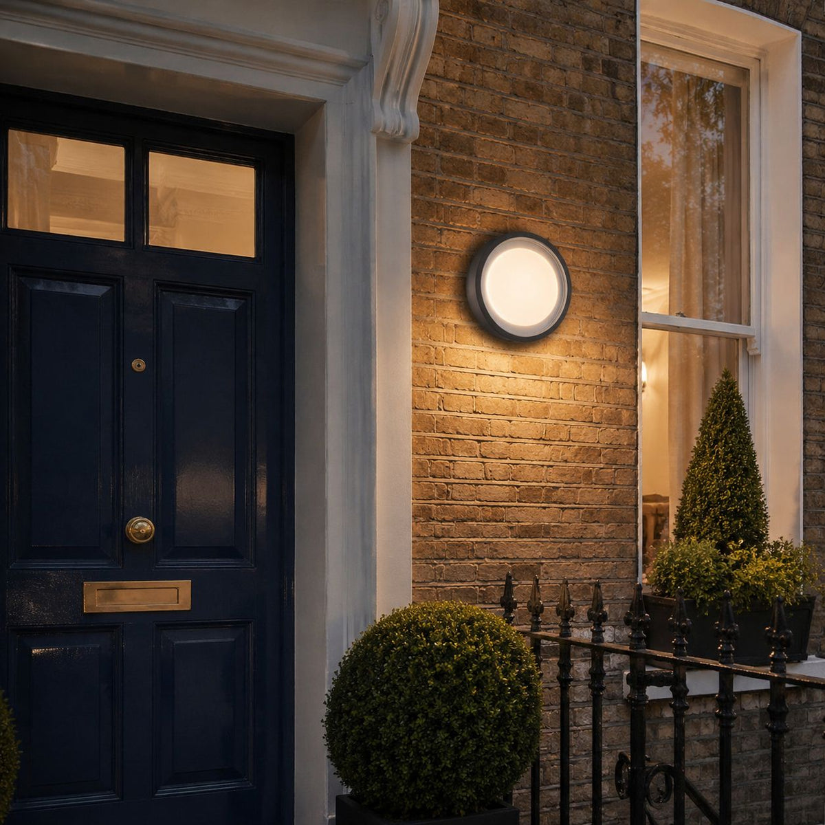 Lumosphere | Elegant Modern Metal Outdoor Wall Lamp
