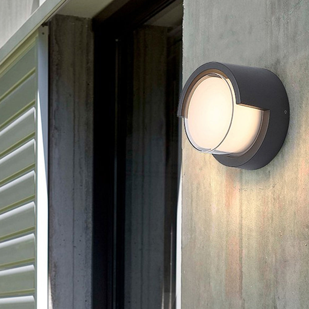 Lumosphere | Sleek Modern Outdoor Wall Lamp with Warm Light 3