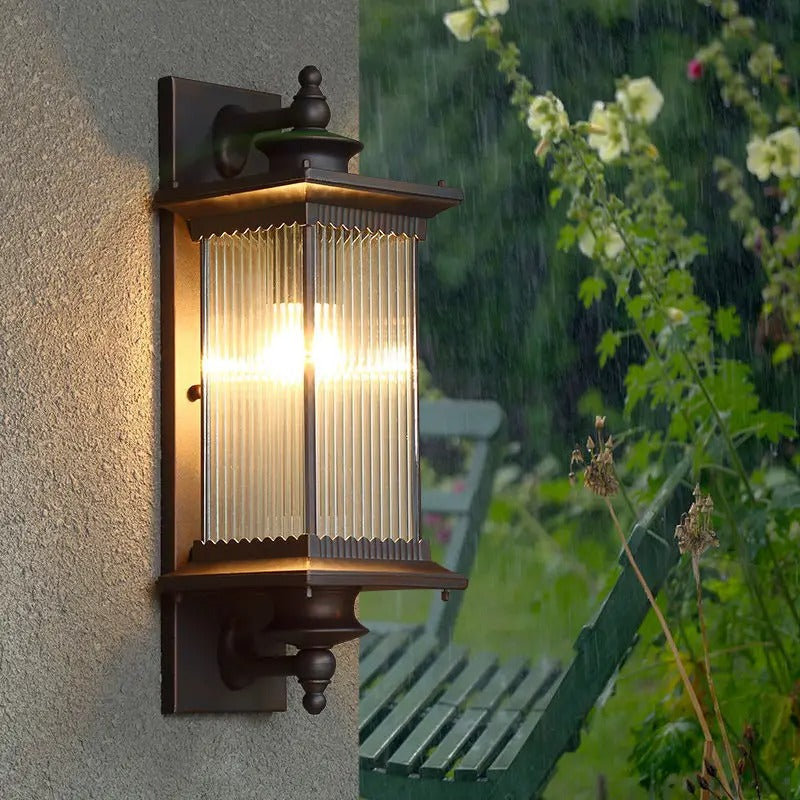 Lunara | Elegant Weather-Resistant Outdoor Wall Lantern Light 0