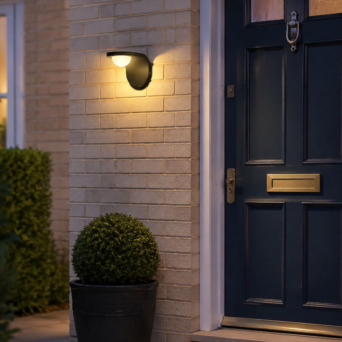 Luminara | Stylish Adjustable Solar Outdoor Wall Lantern for Garden Lighting