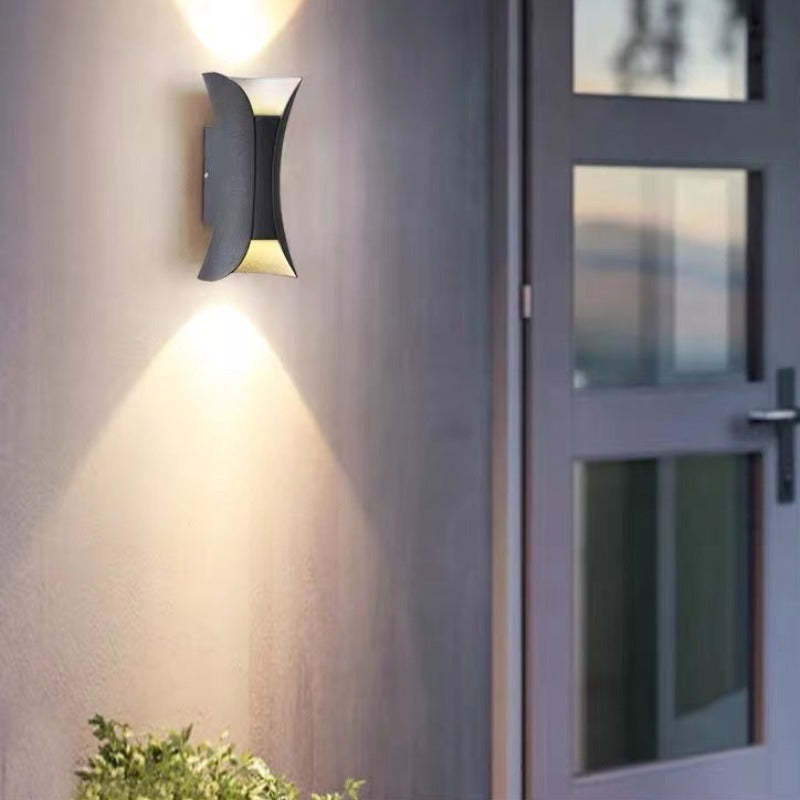 NoxelLight | Stylish Durable Outdoor Wall Lights for Garden Illumination 12