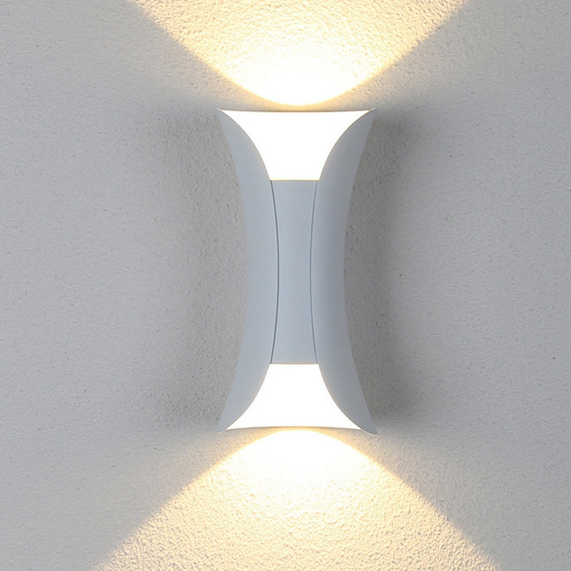 NoxelLight | Stylish Durable Outdoor Wall Lights for Garden Illumination 2