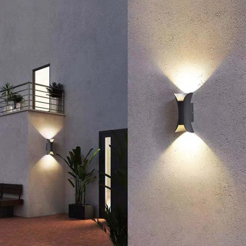 NoxelLight | Stylish Durable Outdoor Wall Lights for Garden Illumination 3