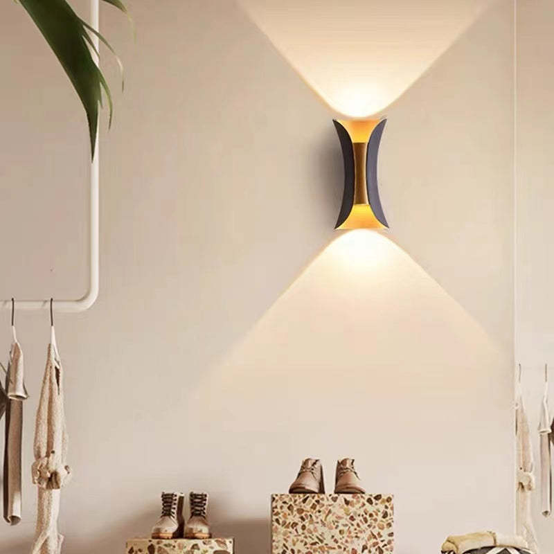 NoxelLight | Stylish Durable Outdoor Wall Lights for Garden Illumination 9