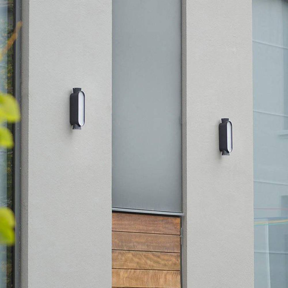 RayLight | Sleek Modern Outdoor Wall Lamp with Warm Illumination 2