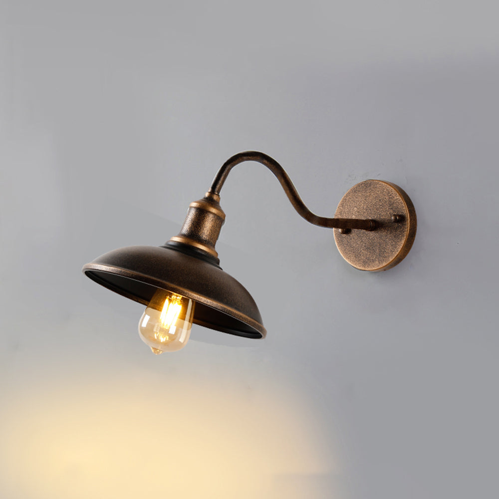 RayMetal | Elegant Durable Outdoor Wall Sconce Light for Patios 4