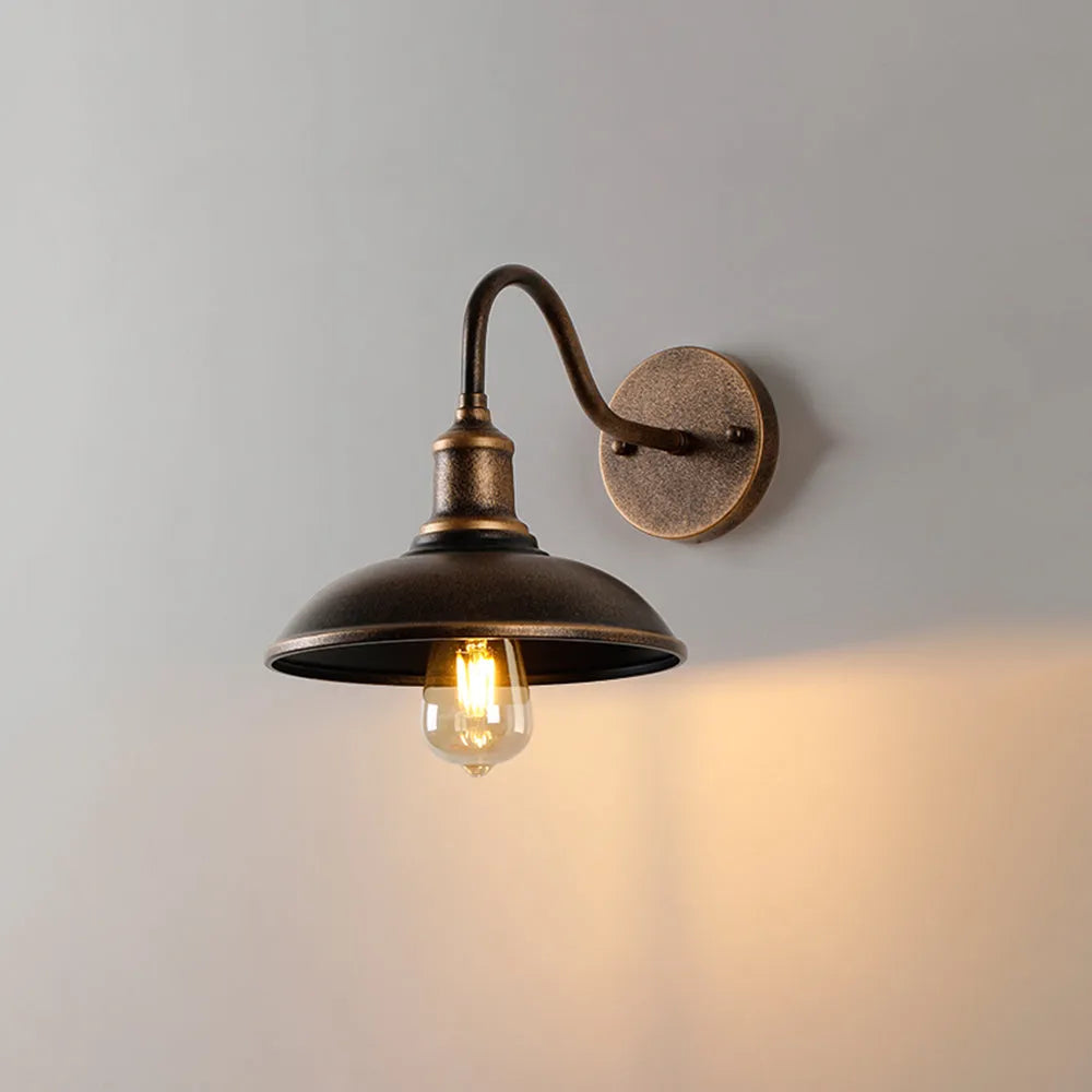 RayMetal | Elegant Durable Outdoor Wall Sconce Light for Patios 5