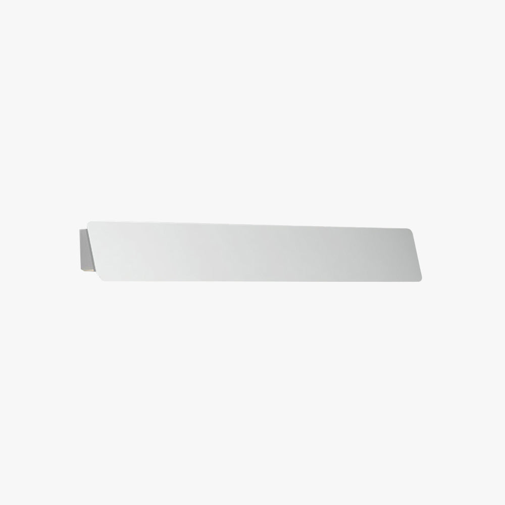RayMetal | Sleek Modern Outdoor Wall Lamp with Warm Light 1