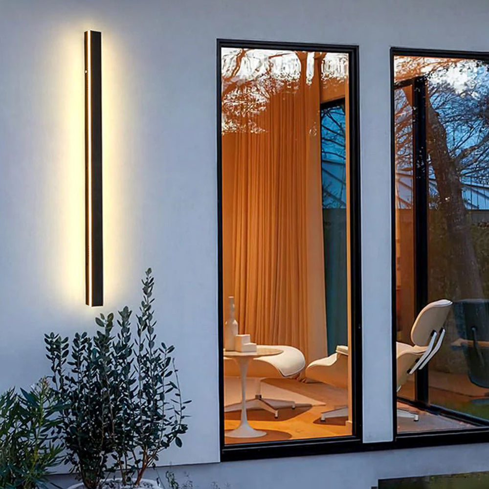 SilexStone | Elegant Black Outdoor Wall Lantern for Gardens and Corridors 17