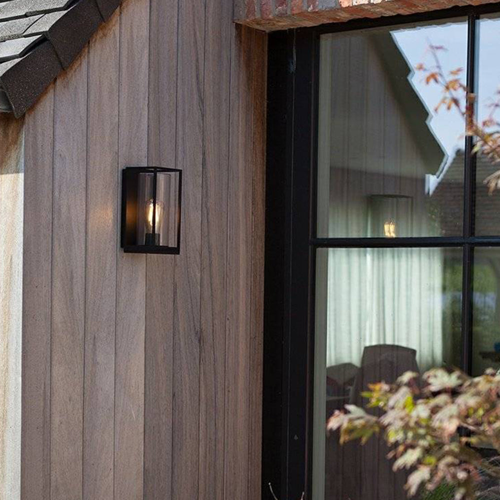 SilvaLight | Sleek Modern Outdoor Rectangular Wall Lamp in Black 0