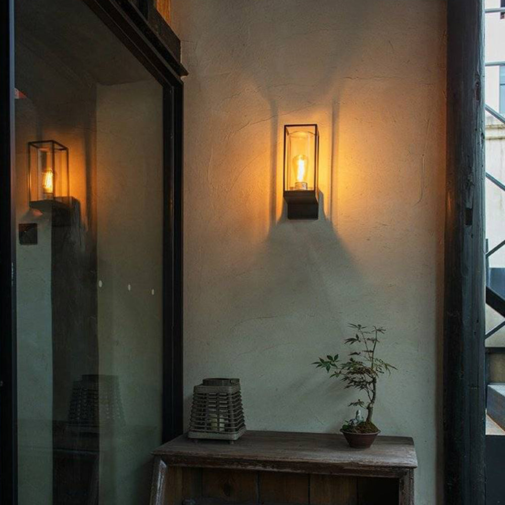 SilvaLight | Sleek Modern Outdoor Rectangular Wall Lamp in Black 5