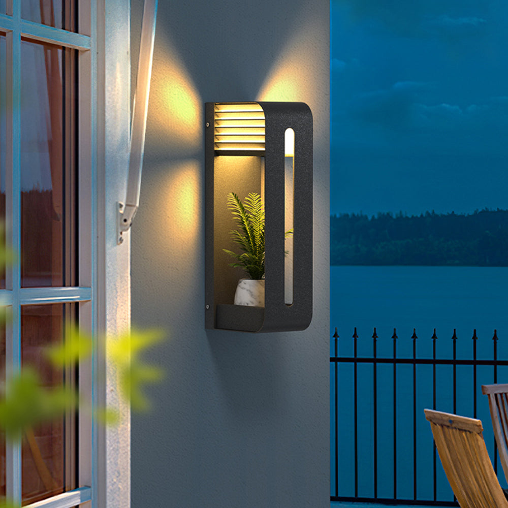 Solara | Elegant Solar Metal Outdoor Wall Lamp for Garden 0