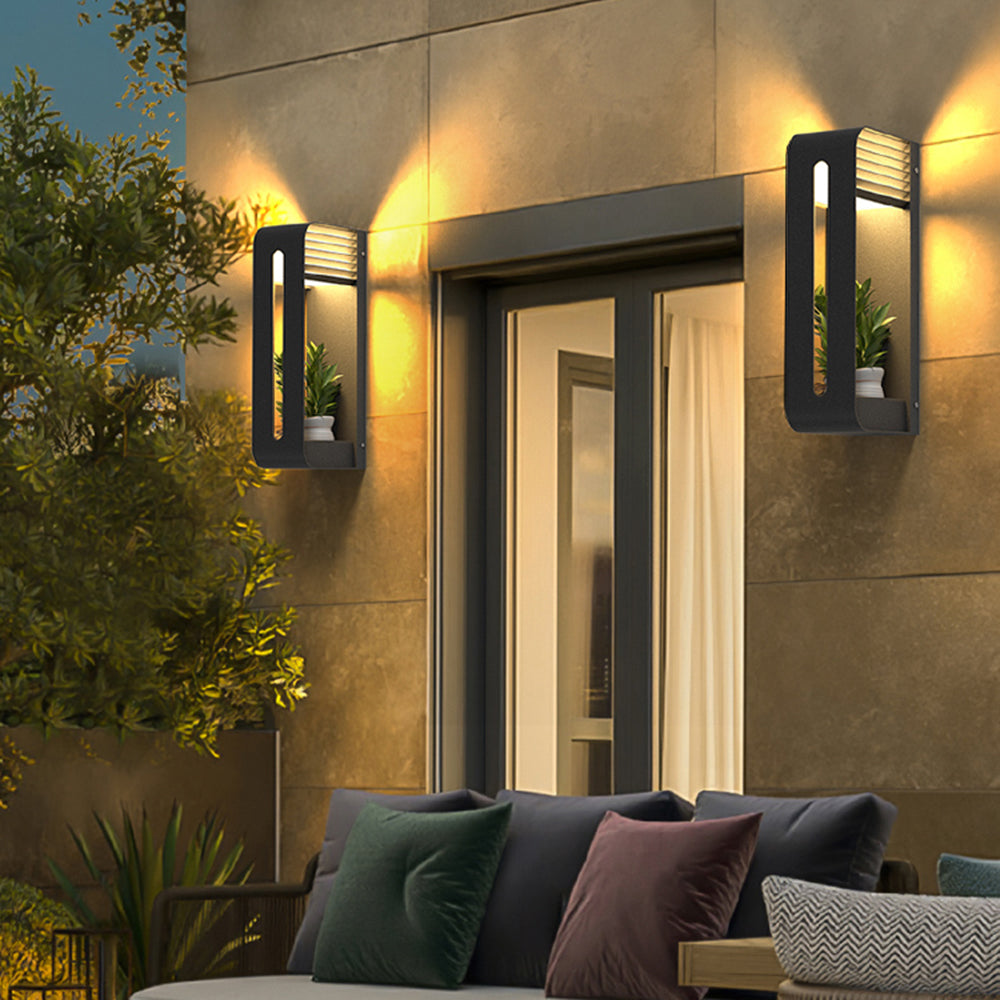 Solara | Elegant Solar Metal Outdoor Wall Lamp for Garden 2