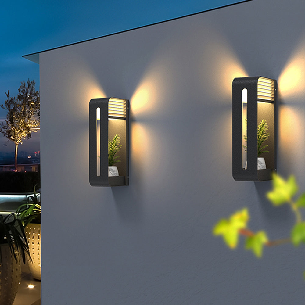 Solara | Elegant Solar Metal Outdoor Wall Lamp for Garden 4
