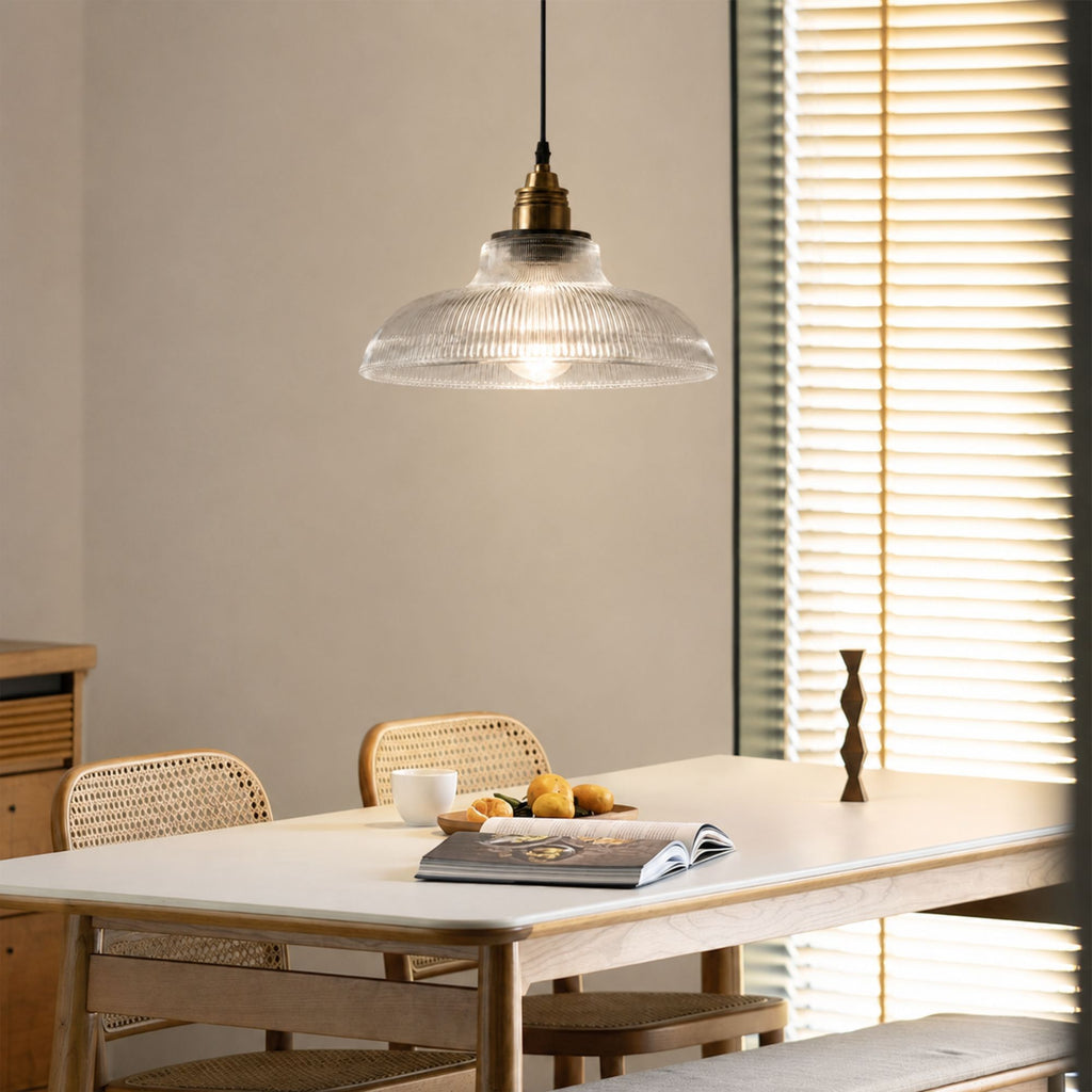 Transparent-Neutral Light