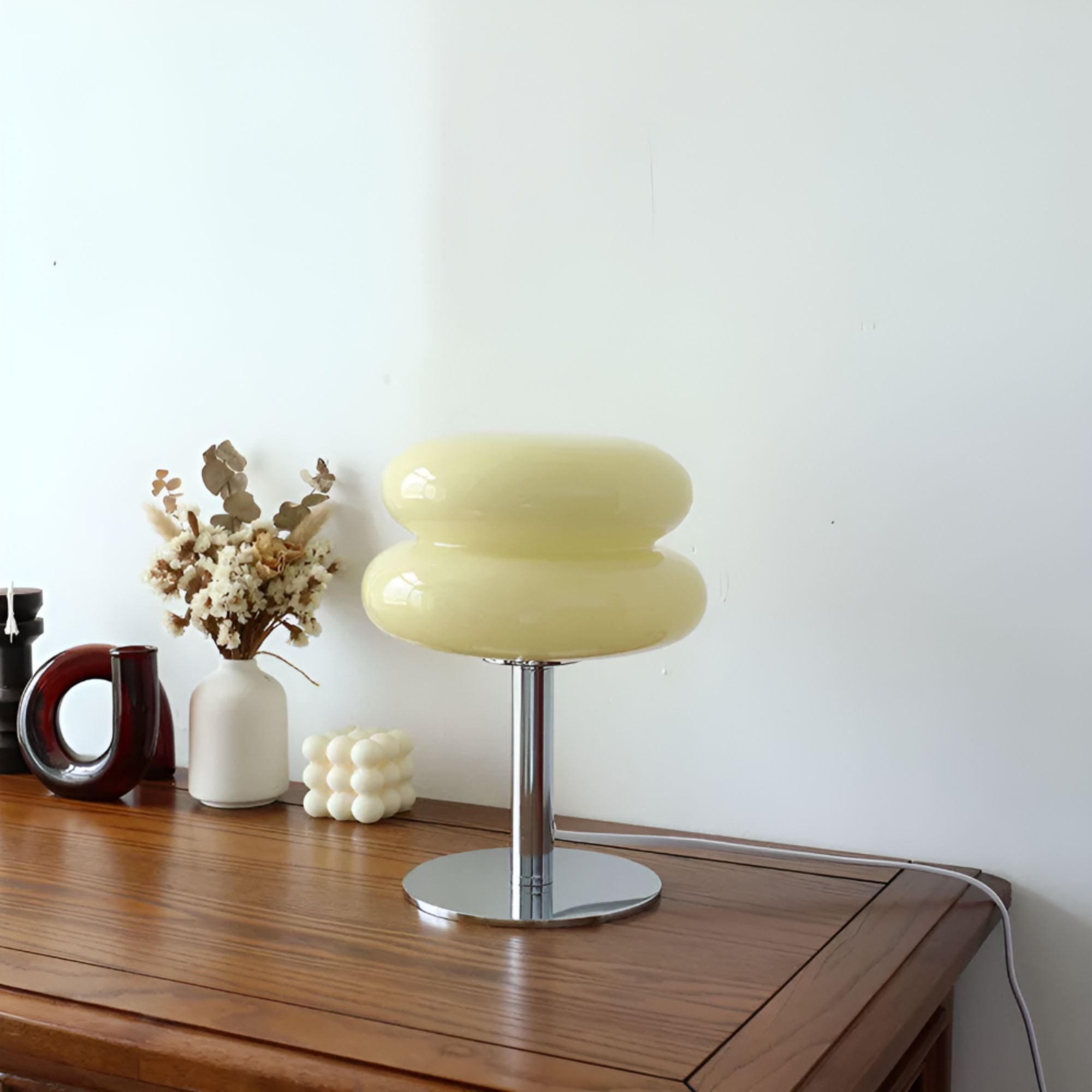 VenetianGlow | Elegant Modern Macaron Table Lamp Design 4