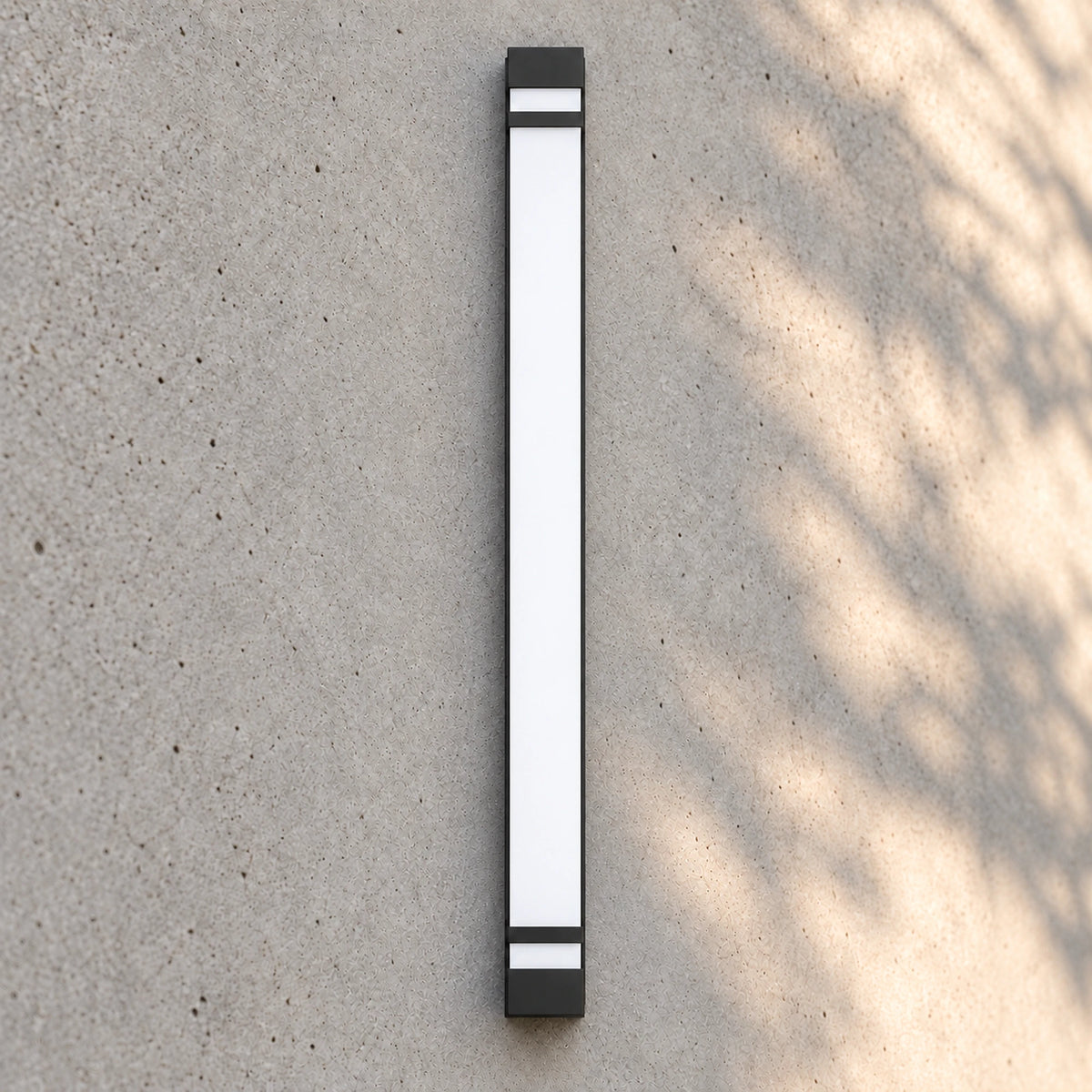 Linevora | Sleek Outdoor LED Wall Light in Black Stainless Steel, Three Lengths & IP65