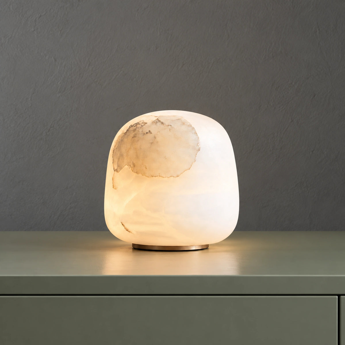 Nivelle | Sculptural Rechargeable Table Lamp with Natural Alabaster, Cordless LED & USB Charging