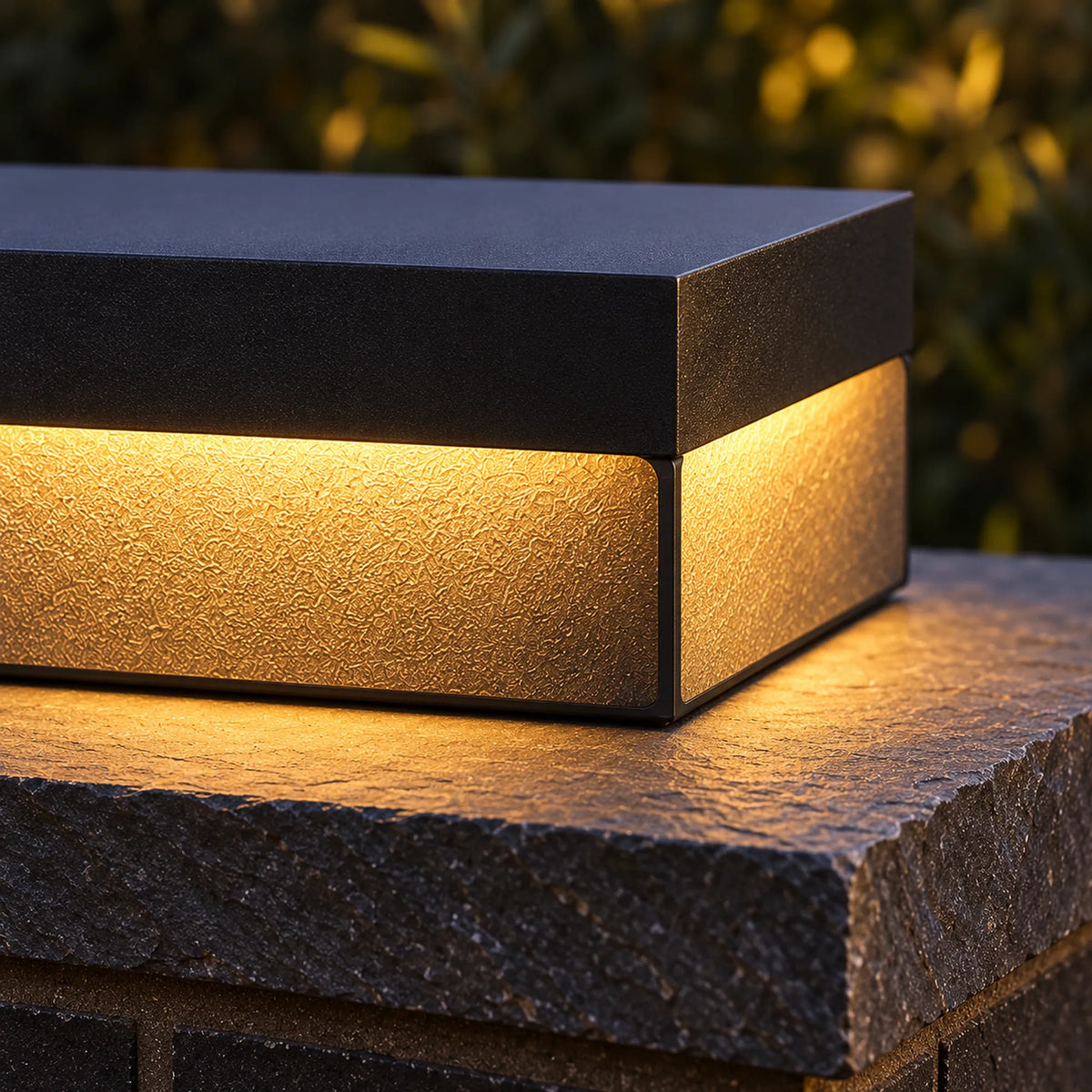 Plinthora | Minimalist Outdoor Pillar Light with Warm 3000K LED, Solar or Hardwired
