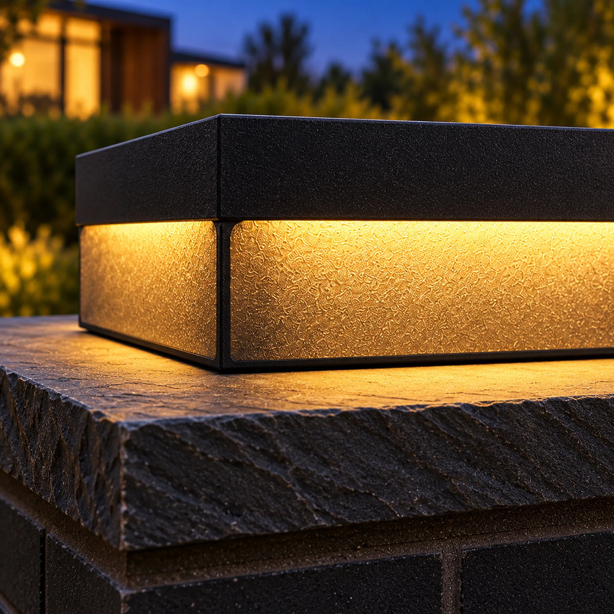 Plinthora | Minimalist Outdoor Pillar Light with Warm 3000K LED, Solar or Hardwired