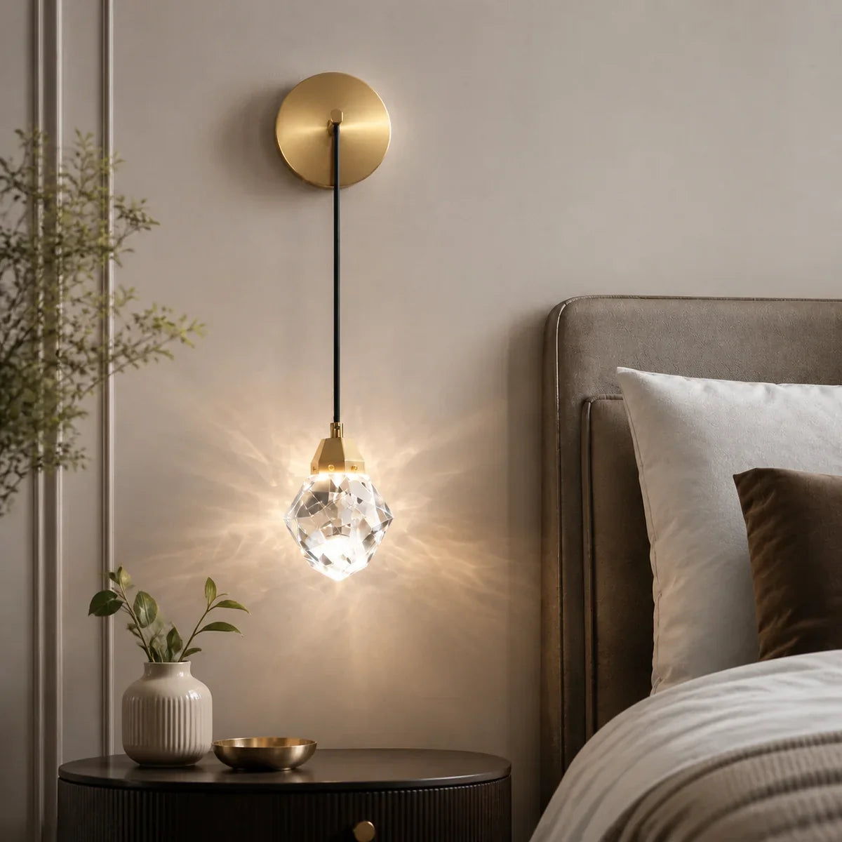Luminara | Elegant Crystal Wall Light Fixture with Gold Finish